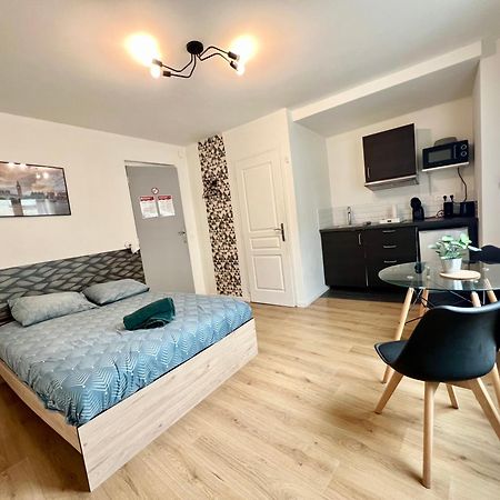 Studios Ideal Pro I Centre-Ville & Parking Gratuit Châtellerault Kültér fotó