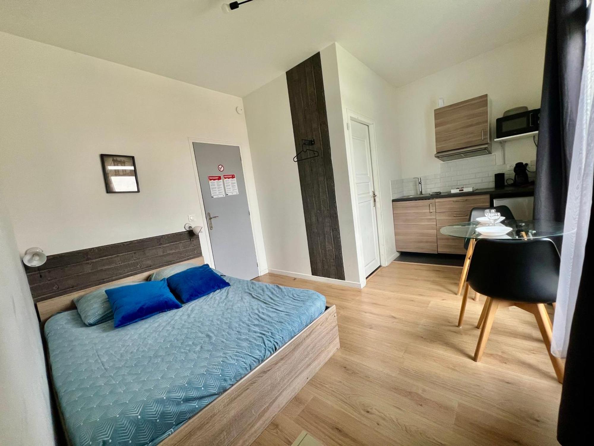 Studios Ideal Pro I Centre-Ville & Parking Gratuit Châtellerault Kültér fotó